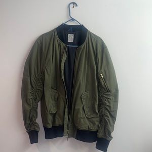 Men’s H&M army Green Cotton/Polyester Bomber Jacket Size Medium
